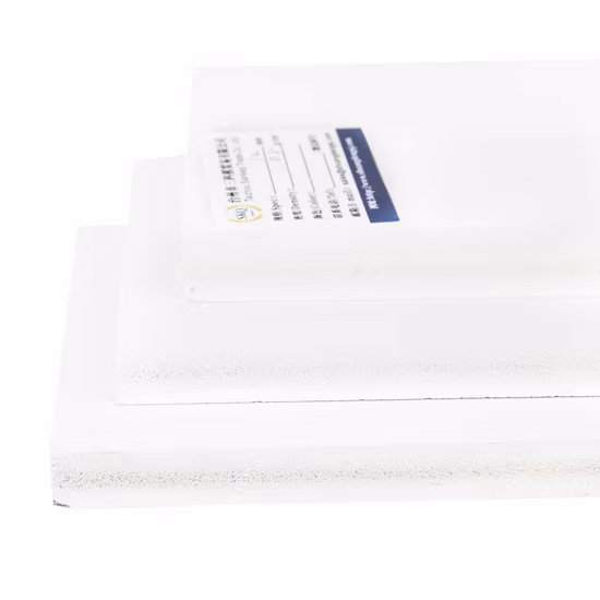 Placa plástica expandida branca da espuma do PVC do alto densidade para o material da propaganda